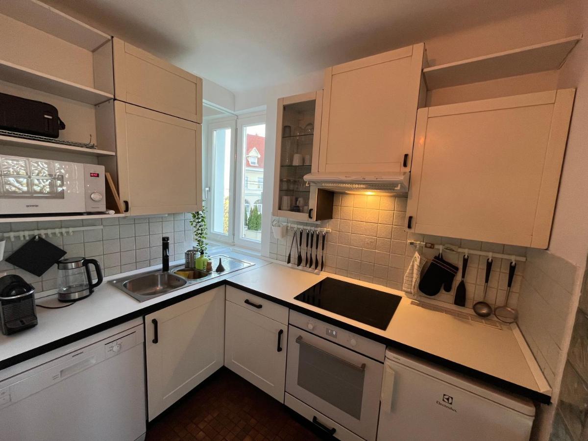 Castle View With Free Garage Apartmán *